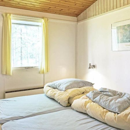 6 Person Holiday Home In Aakirkeby Vester Somarken 외부 사진