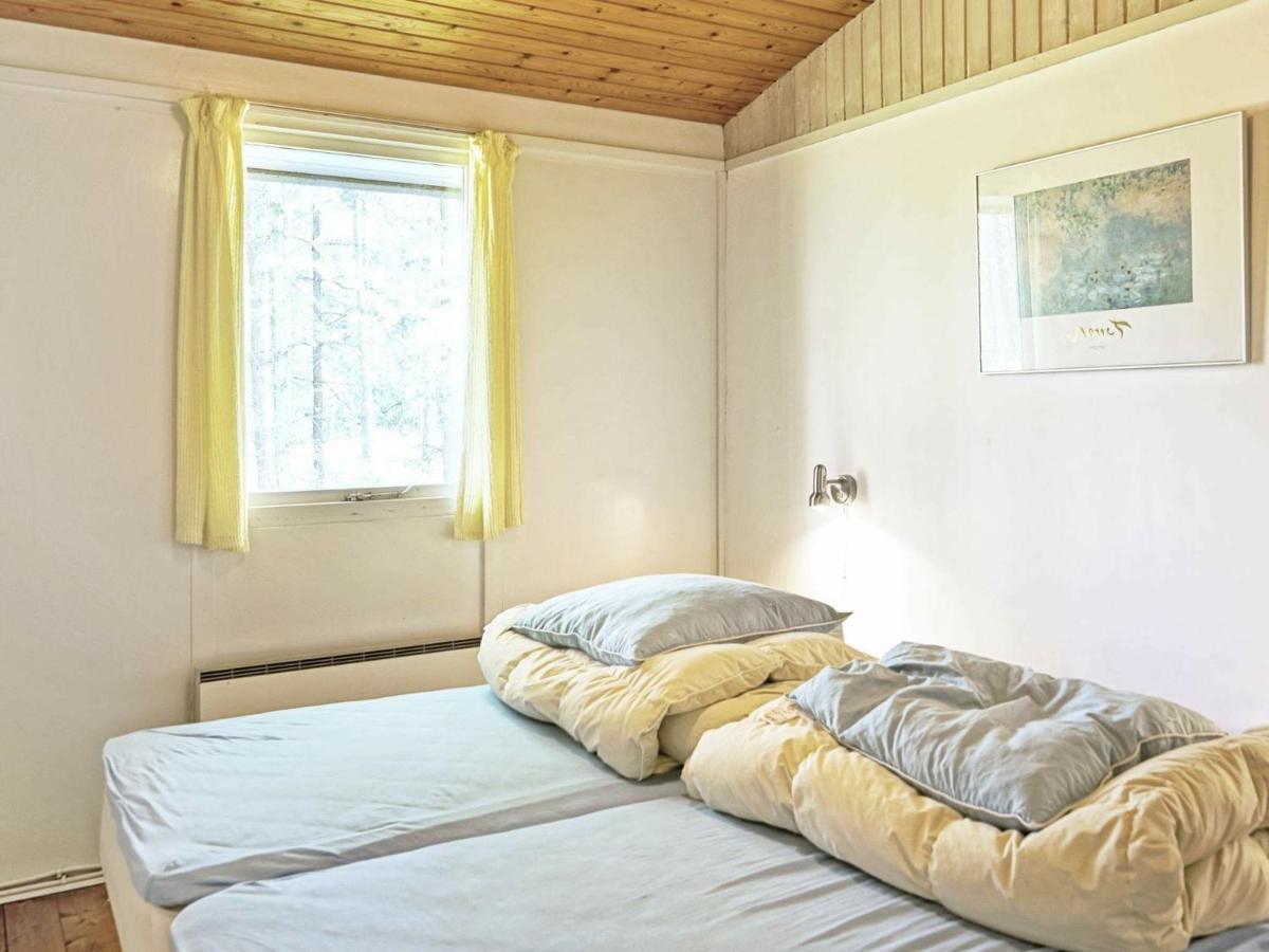 6 Person Holiday Home In Aakirkeby Vester Somarken 외부 사진
